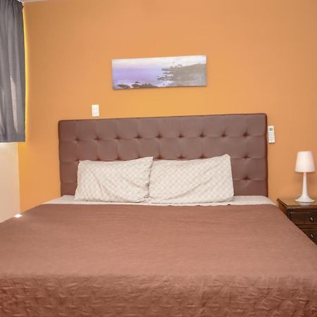 Calle 8 Suites Медельїн Екстер'єр фото