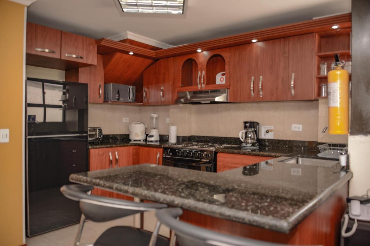 Calle 8 Suites Медельїн Екстер'єр фото