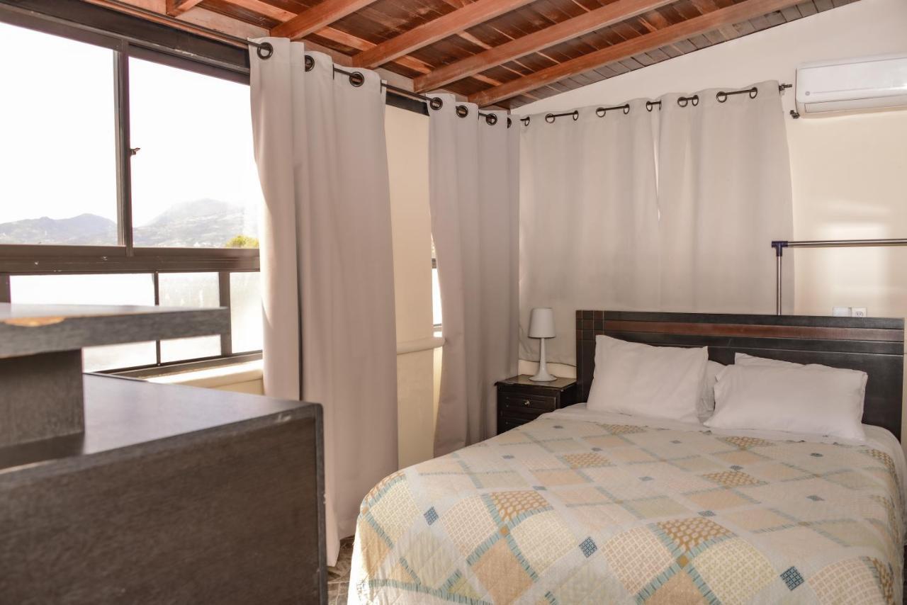 Calle 8 Suites Медельїн Екстер'єр фото