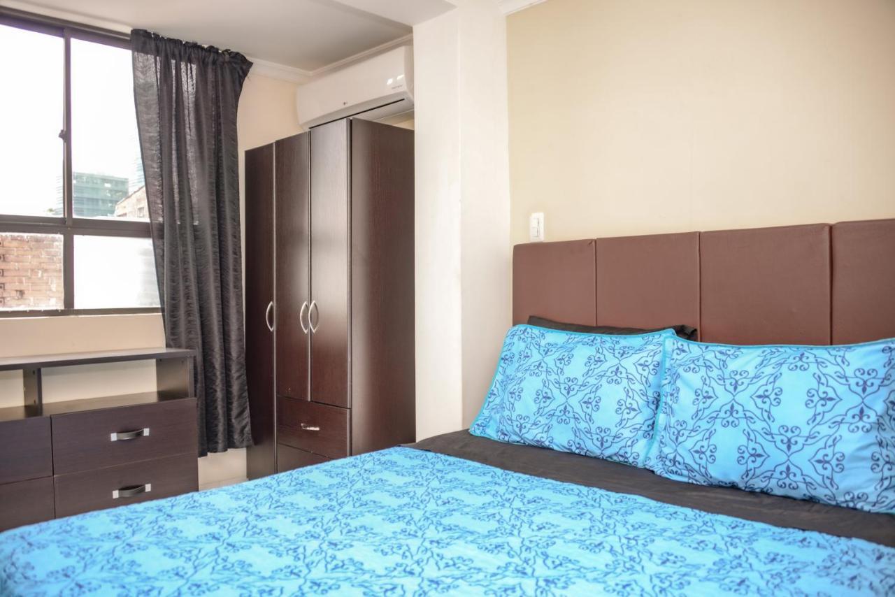 Calle 8 Suites Медельїн Екстер'єр фото