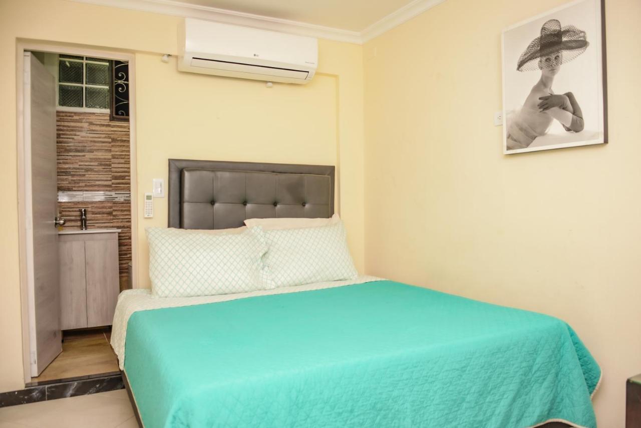 Calle 8 Suites Медельїн Екстер'єр фото