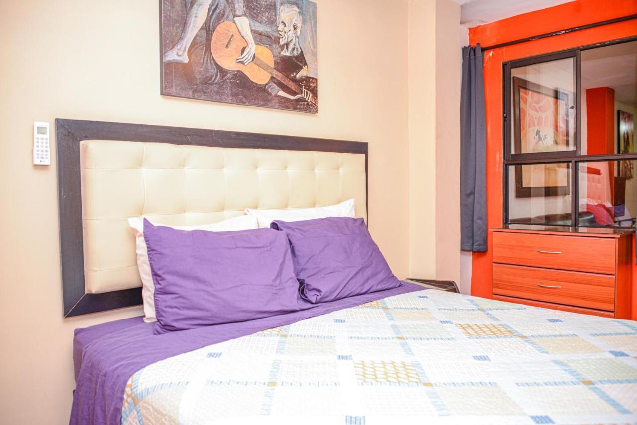 Calle 8 Suites Медельїн Екстер'єр фото